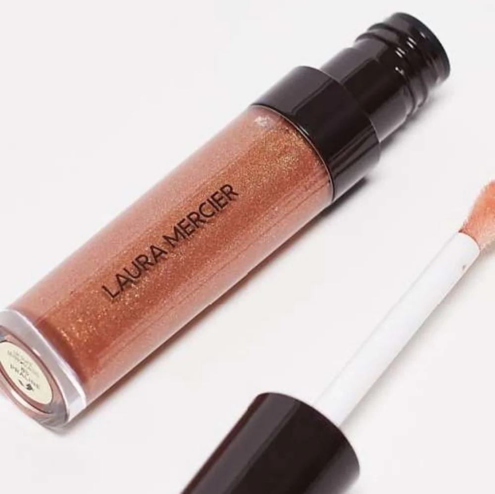 Laura Mercier Melted Sugar Lip Gloss (Soft Coral With Gold Pearl Shimmer)